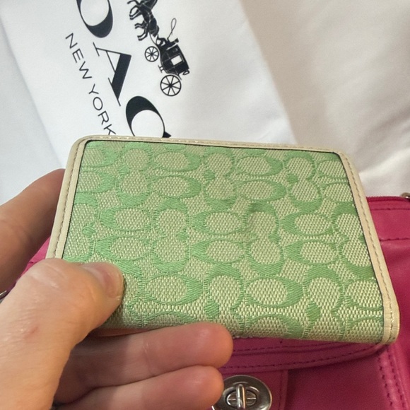 Coach Bundle. Pink crossbody. Green cardholder. Black wallet. White large bag. - Picture 8 of 17